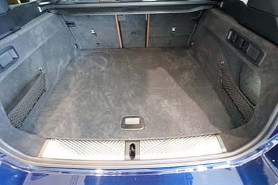 BMW i5 BOOT LINER (G61) mat - BootsLiners